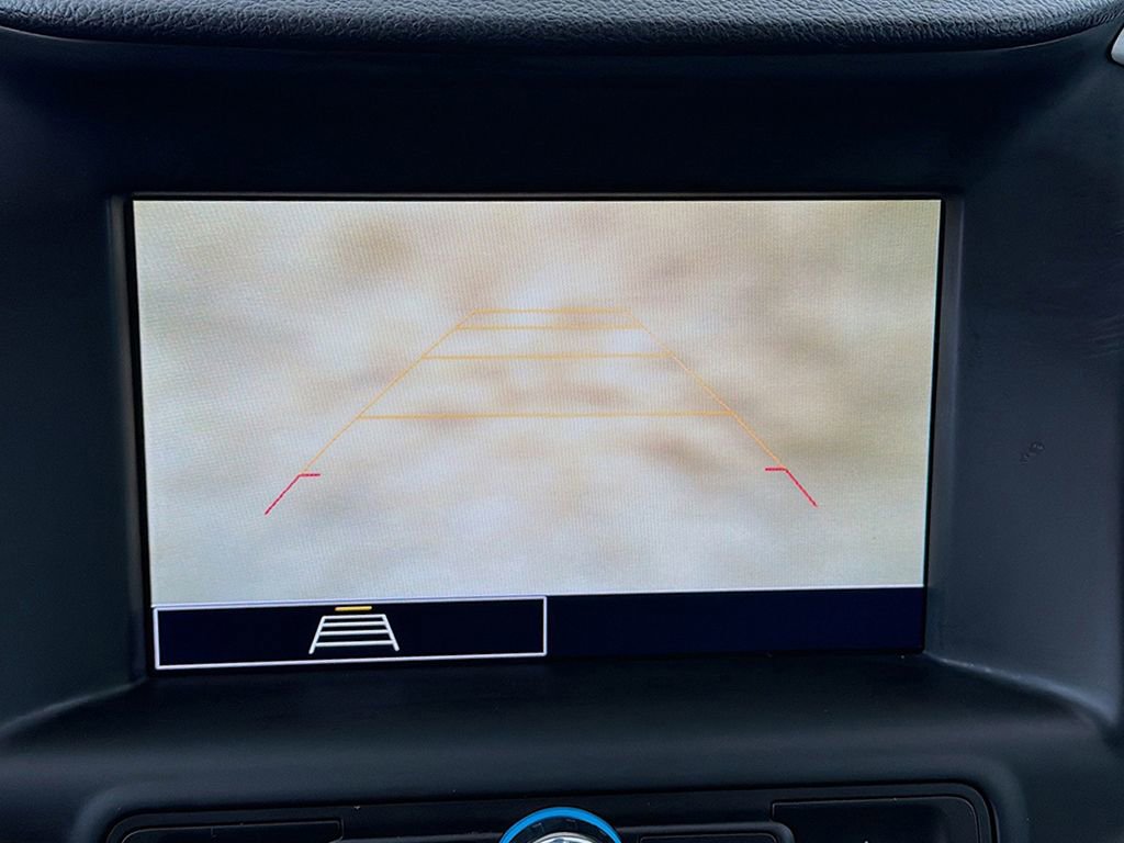 Used 2023 GMC Terrain SLE w/ Driver Convenience Package image 30