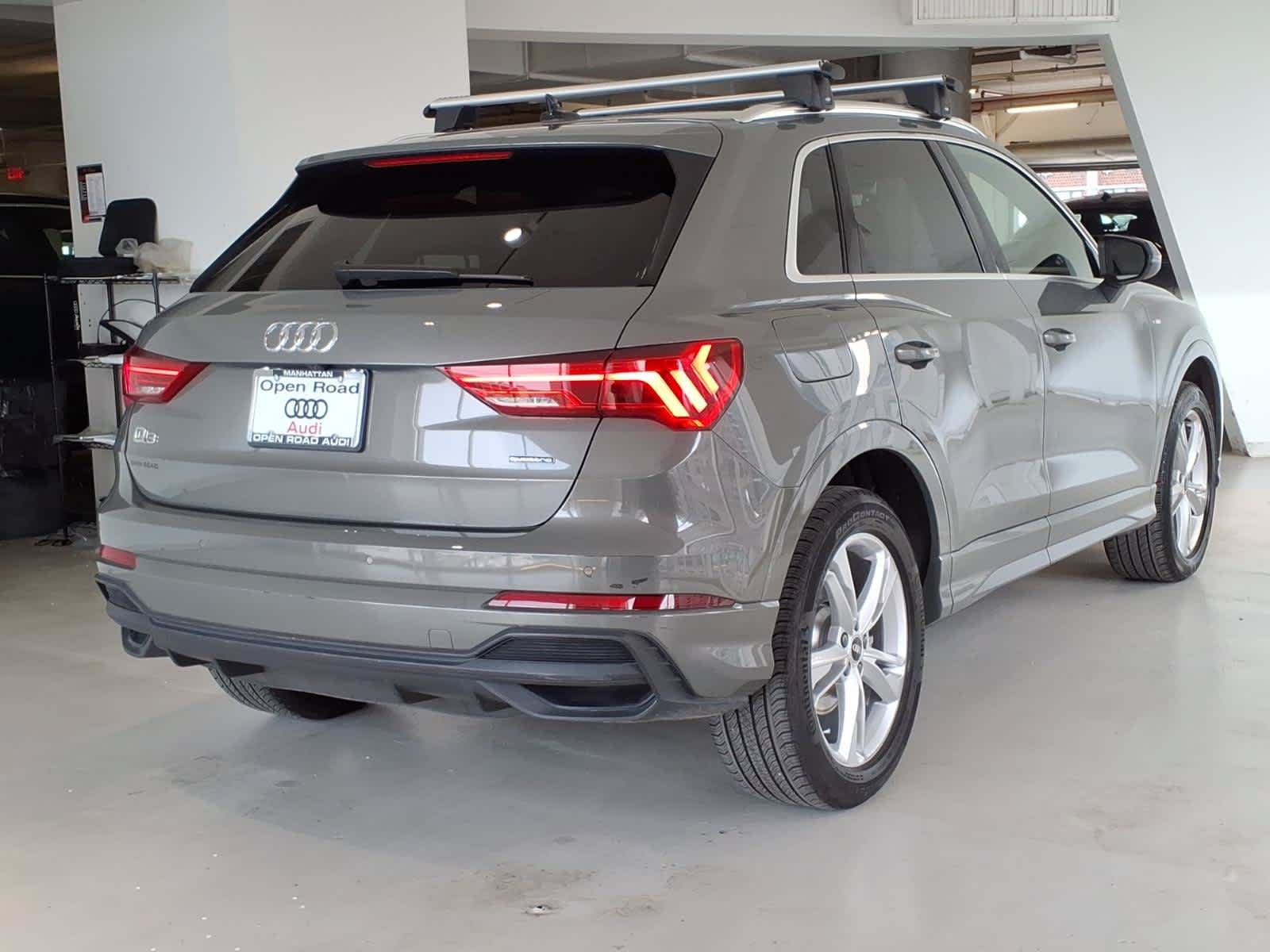 Used 2024 Audi Q3 2.0T Premium w/ Convenience Package AWD/4WD image 4