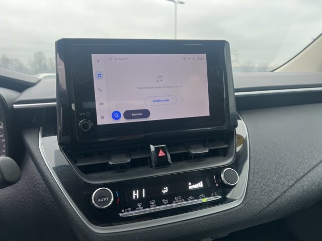 Used 2024 Toyota Corolla LE image 35