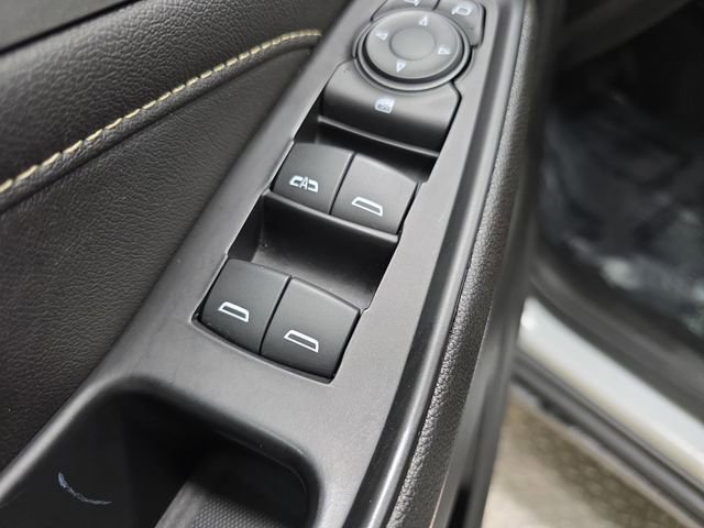 Used 2023 Chevrolet Traverse LT w/ Rear Camera Mirror Package AWD/4WD image 26