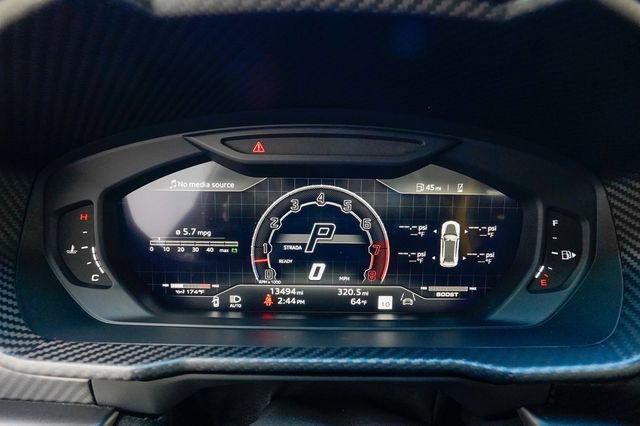 Used 2023 Lamborghini Urus Performante image 69