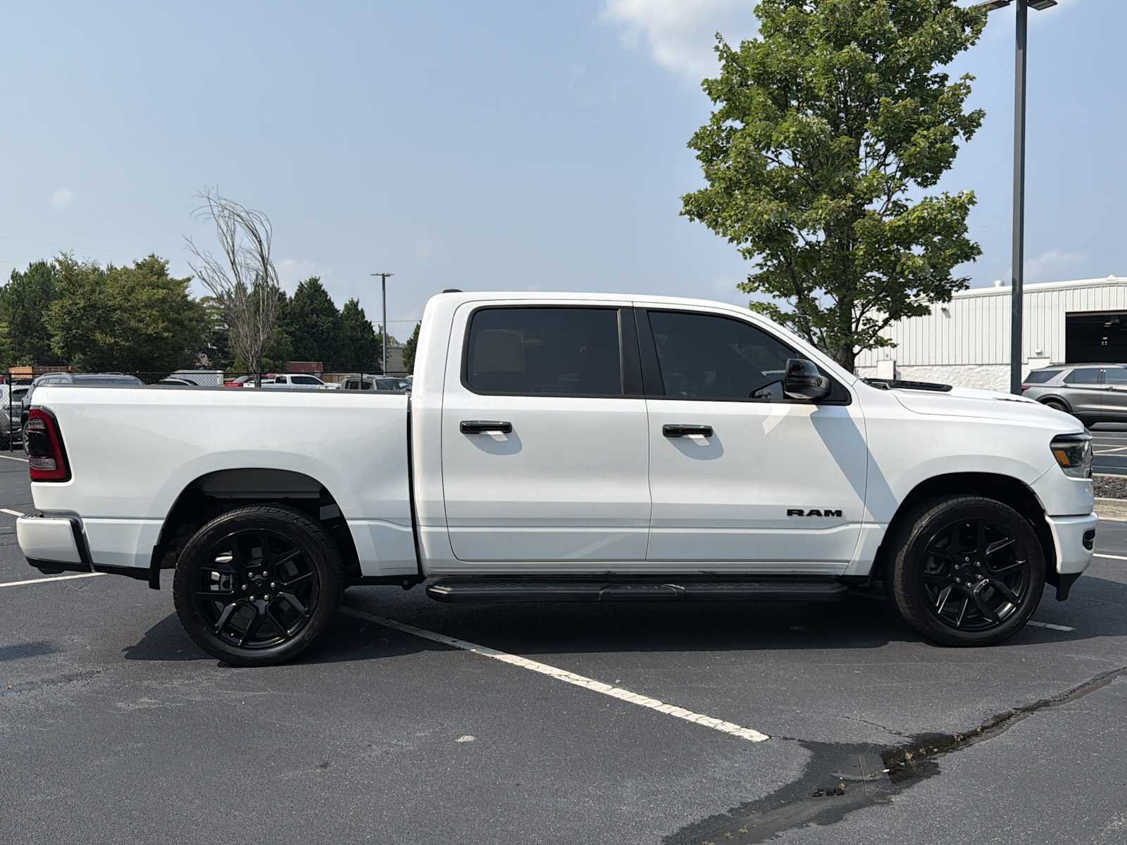 Used 2023 RAM 1500 Laramie AWD/4WD image 28