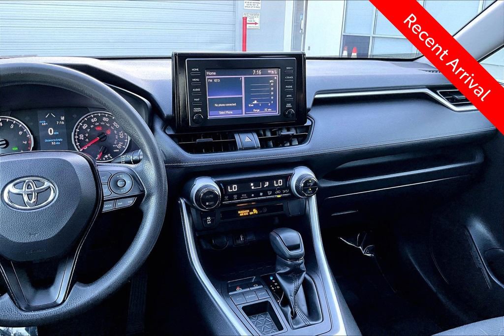 Used 2019 Toyota RAV4 XLE w/ All Weather Liner Package FWD image 9