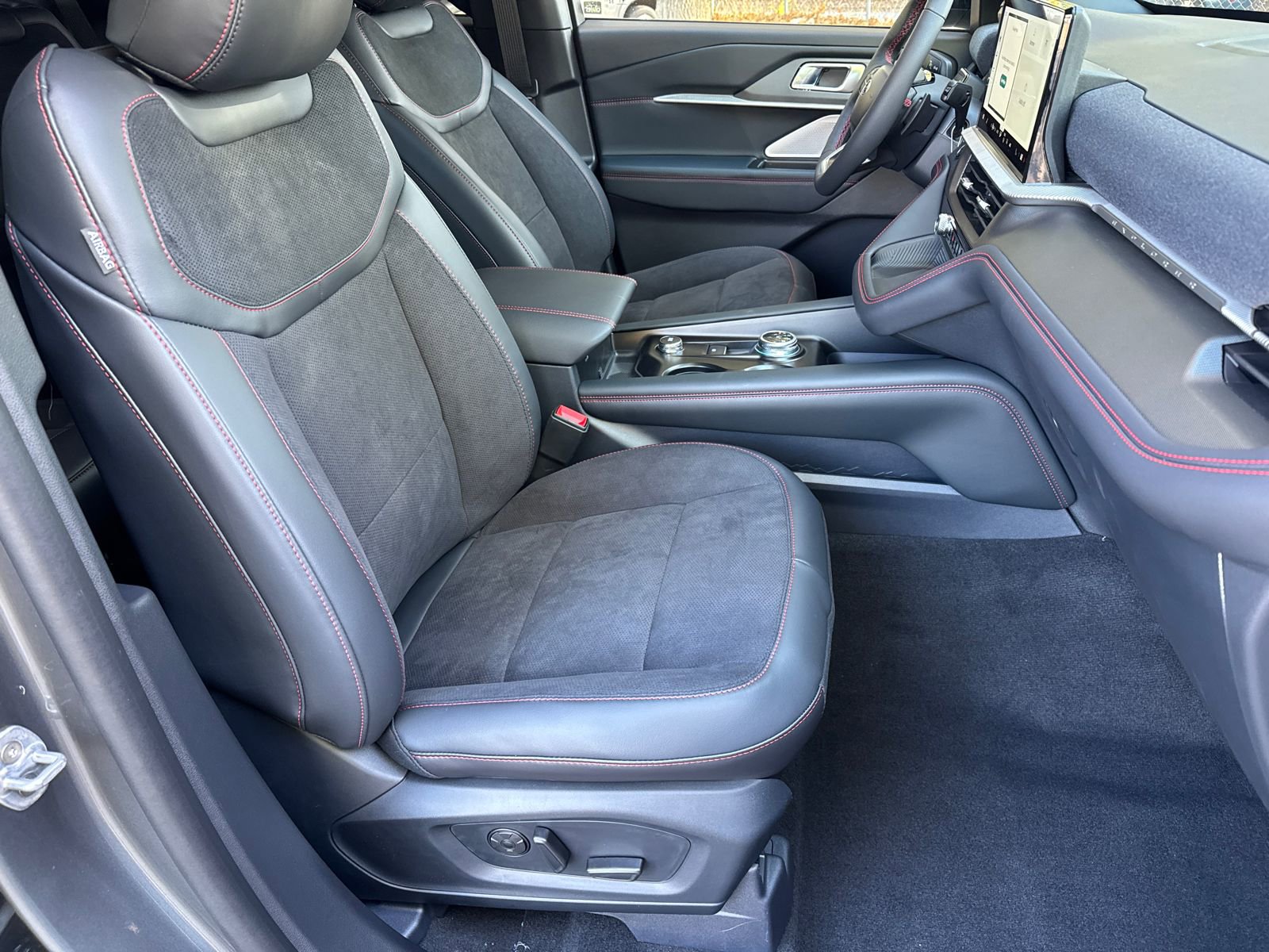 New 2026 Ford Explorer ST image 13