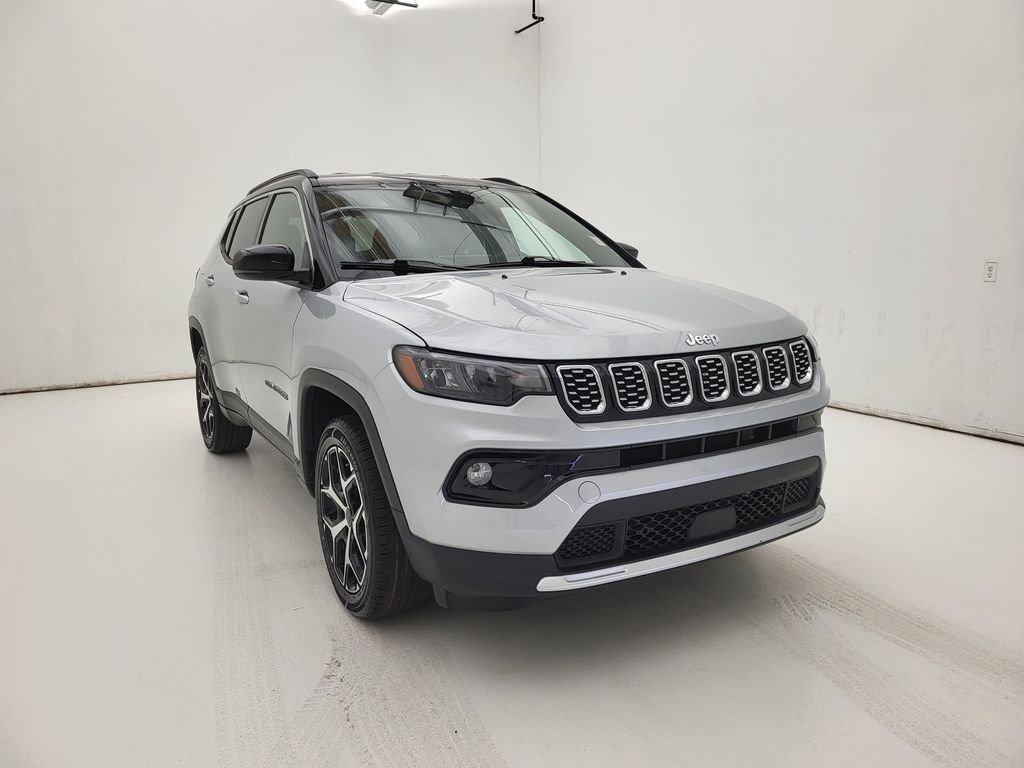 Used 2025 Jeep Compass Limited image 15
