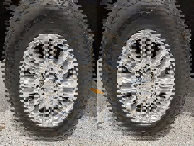 Used 2023 Chevrolet Silverado 3500 High Country w/ Z71 Off-Road Package image 13