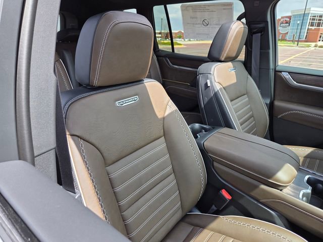 New 2026 GMC Acadia Denali Ultimate AWD/4WD image 34