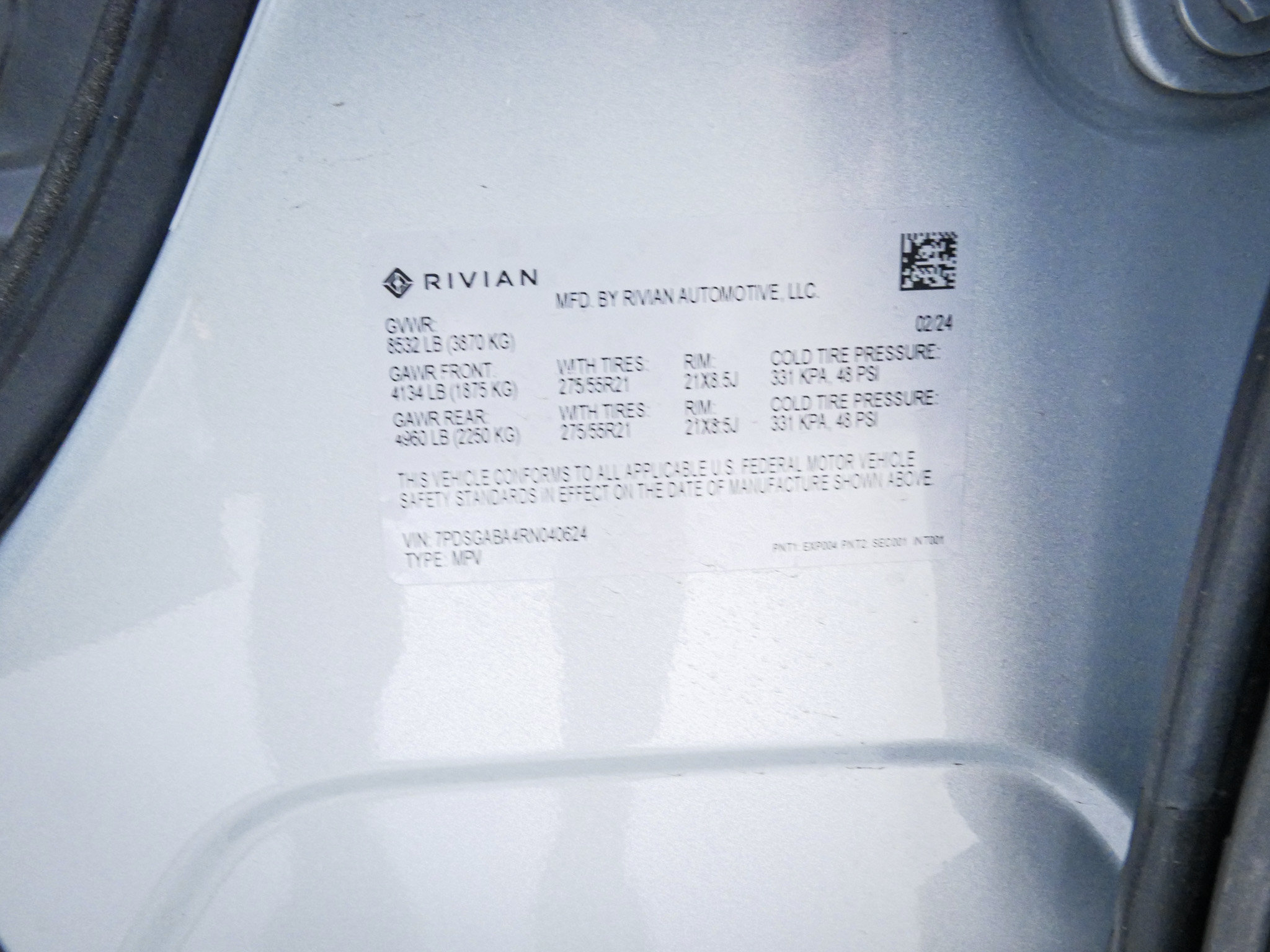 Used 2024 Rivian R1S Adventure Quad AWD/4WD image 35