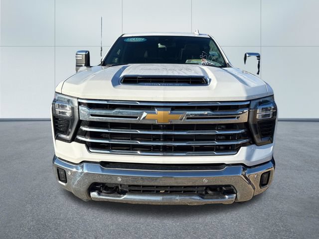 Used 2024 Chevrolet Silverado 2500 LTZ w/ LTZ Convenience Package AWD/4WD image 6