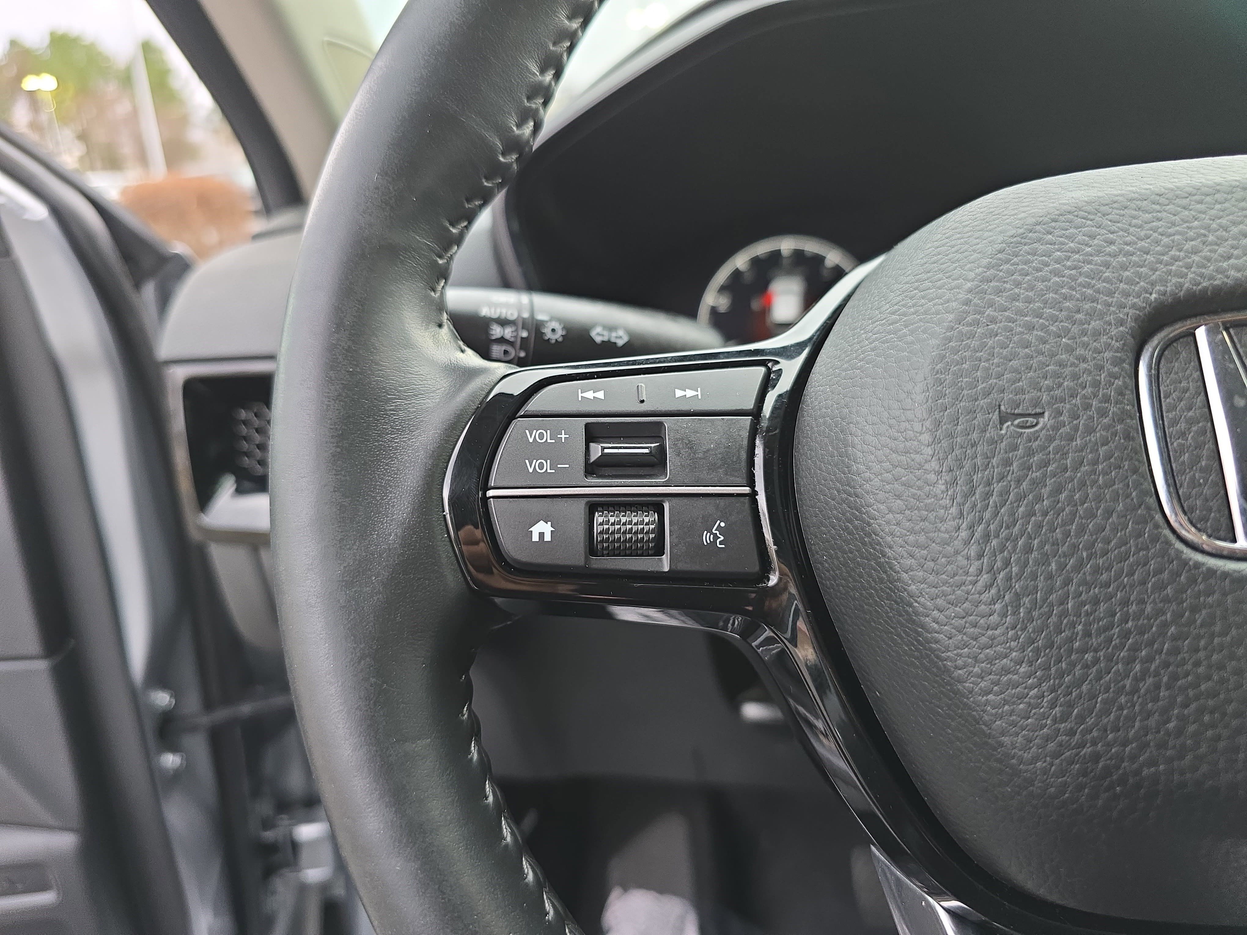 Used 2023 Honda CR-V EX-L image 17