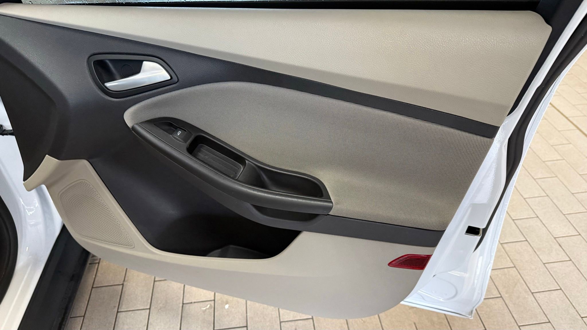 Used 2014 Ford Focus SE image 13