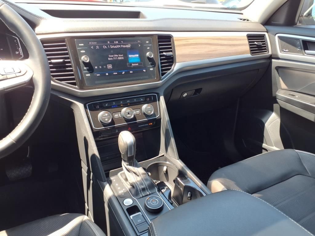 Used 2021 Volkswagen Atlas SEL Premium image 7