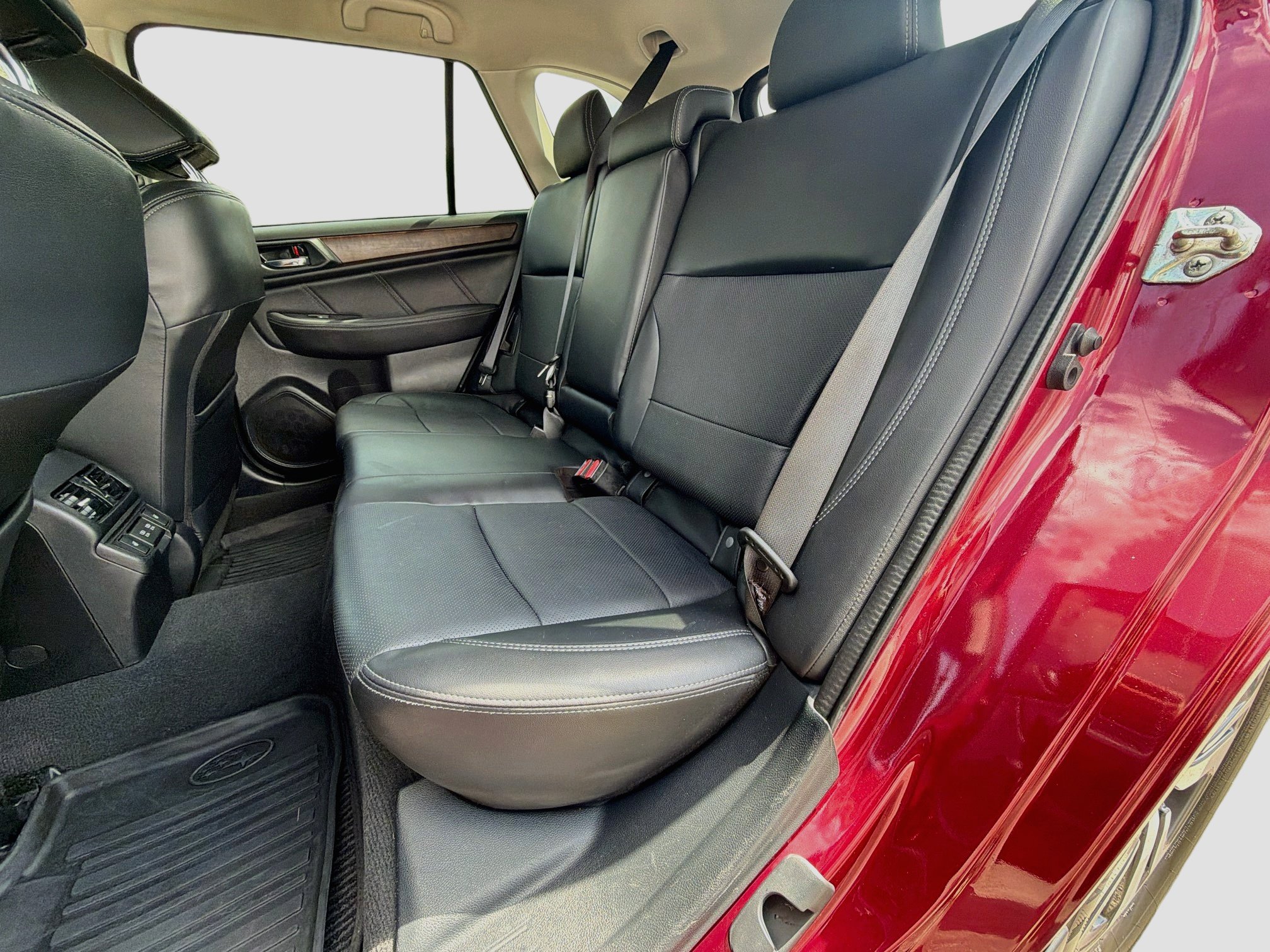 Used 2019 Subaru Outback 2.5i Limited AWD/4WD image 21