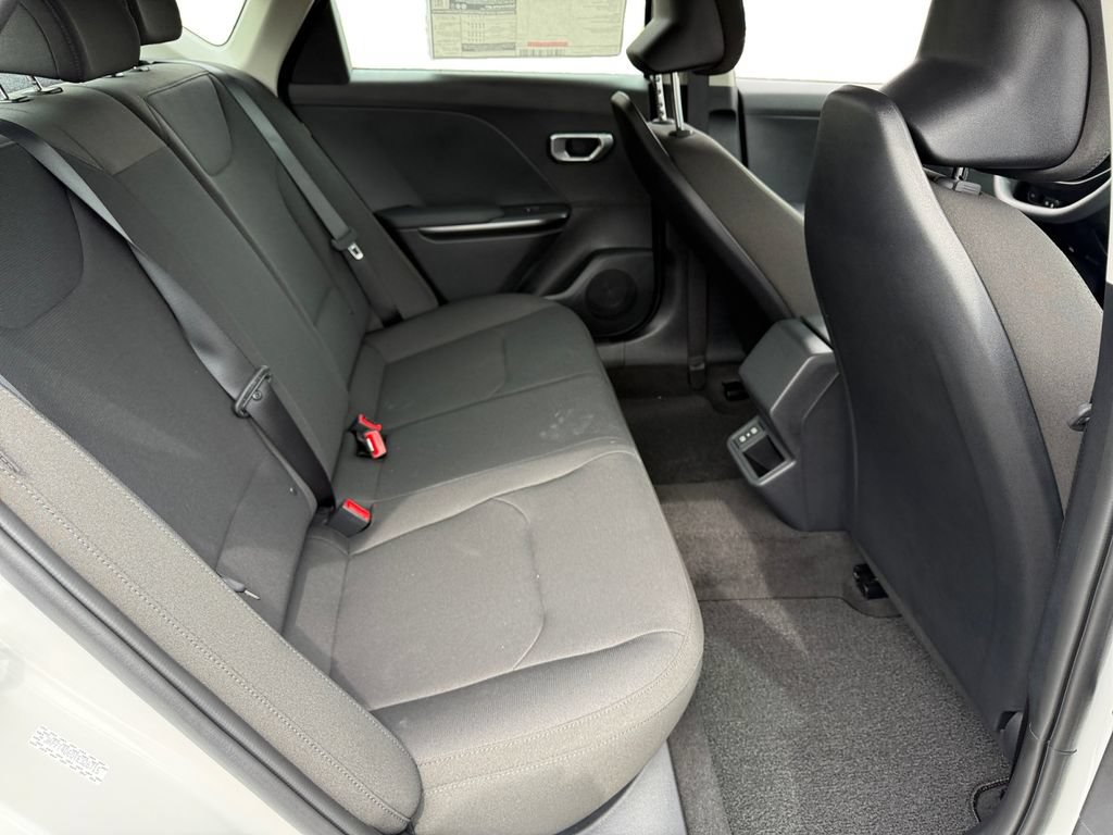 New 2026 Kia K4 FWD image 12