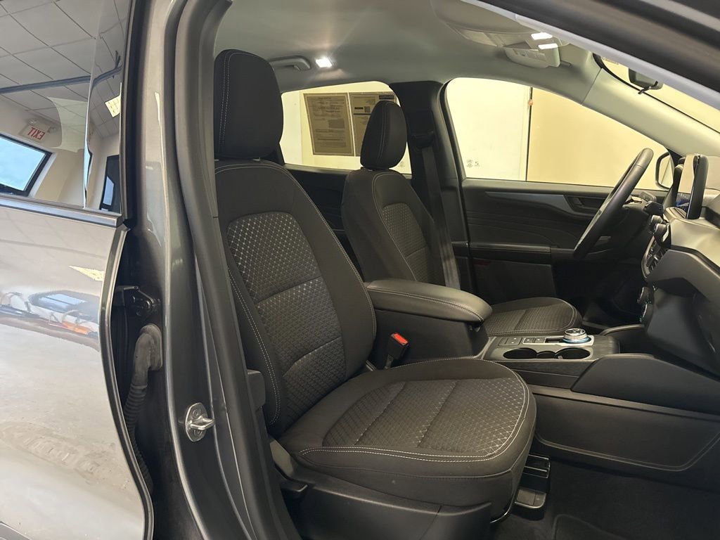 Used 2023 Ford Escape Active image 29