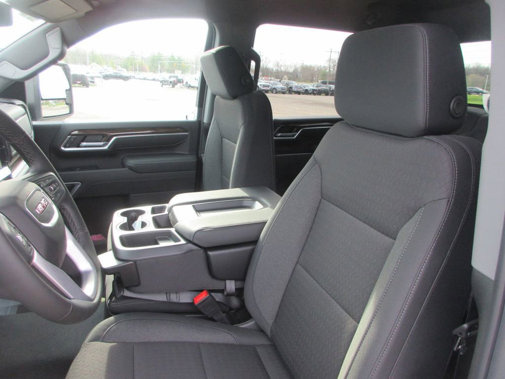 New 2026 GMC Sierra 2500 SLE AWD/4WD image 13