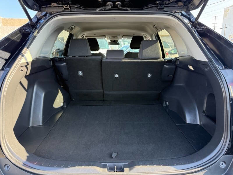 Used 2023 Toyota RAV4 LE image 14