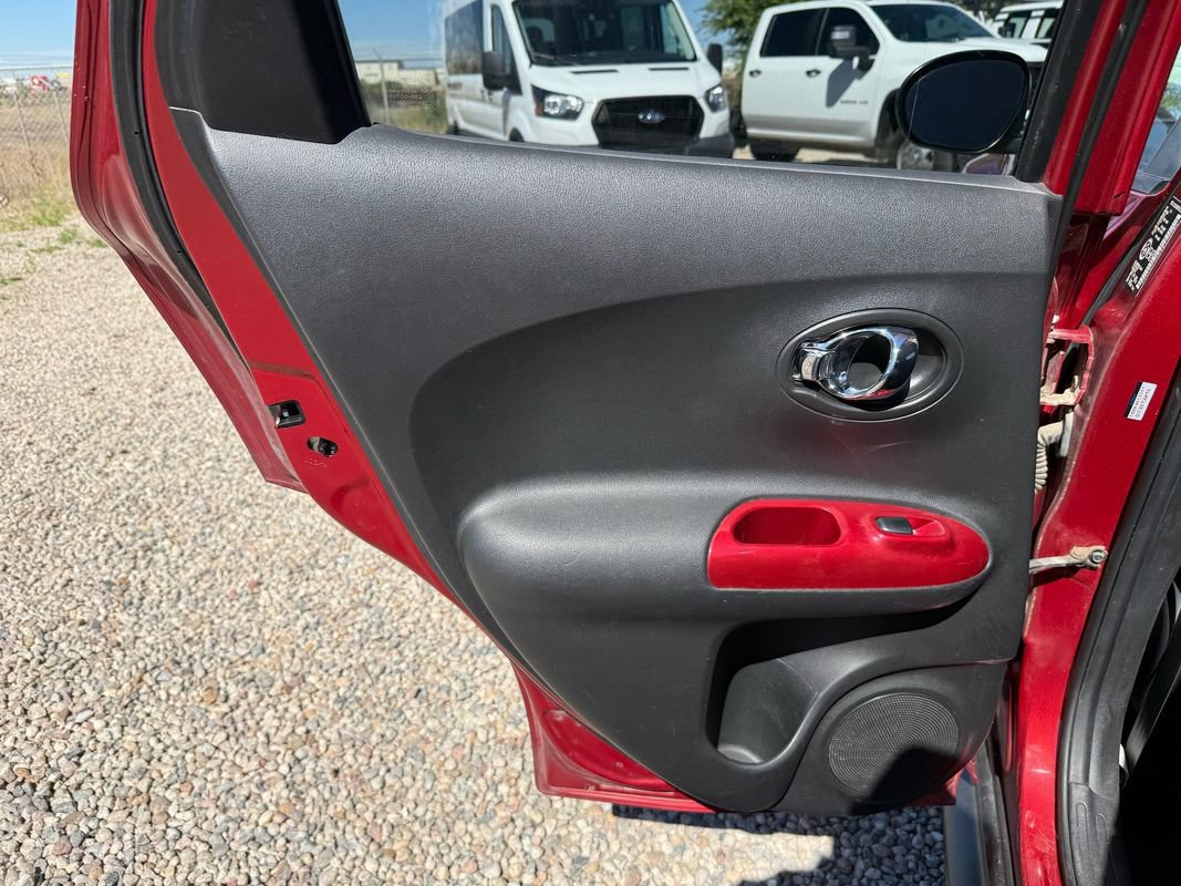 Used 2014 Nissan Juke S AWD/4WD image 25