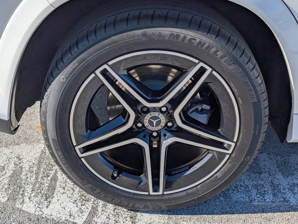 Used 2025 Mercedes-Benz GLS 450 4MATIC image 33