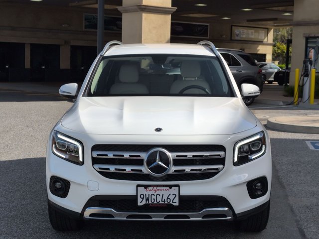Used 2021 Mercedes-Benz GLB 250 w/ Premium Package image 2