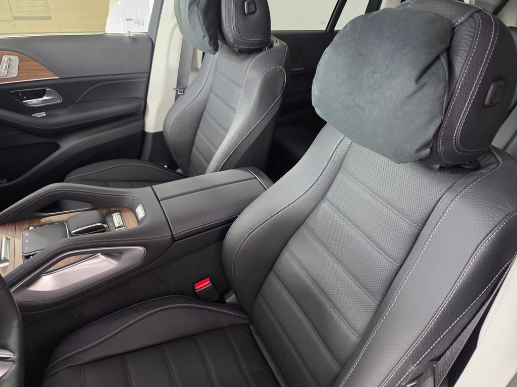 New 2026 Mercedes-Benz GLS 450 4MATIC image 8
