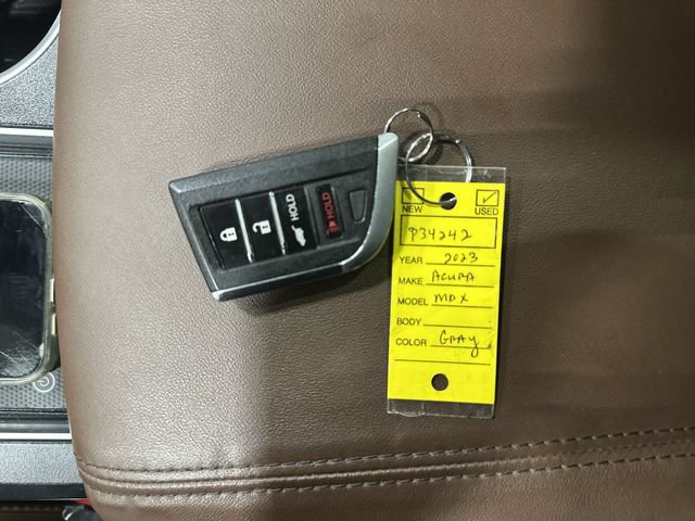 Used 2023 Acura MDX w/ Technology Package FWD image 33