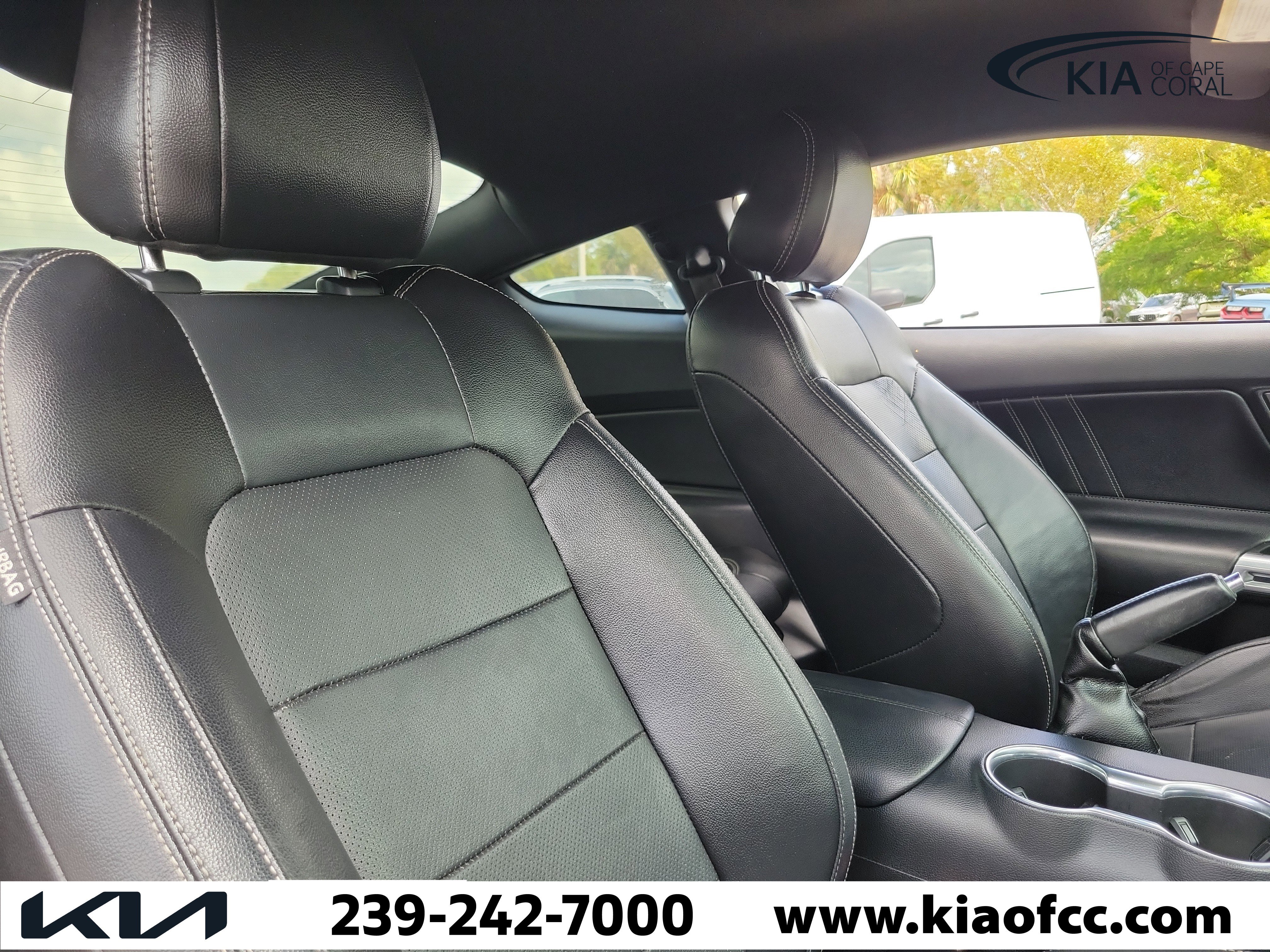 Used 2018 Ford Mustang GT Premium w/ GT Performance Package RWD image 25