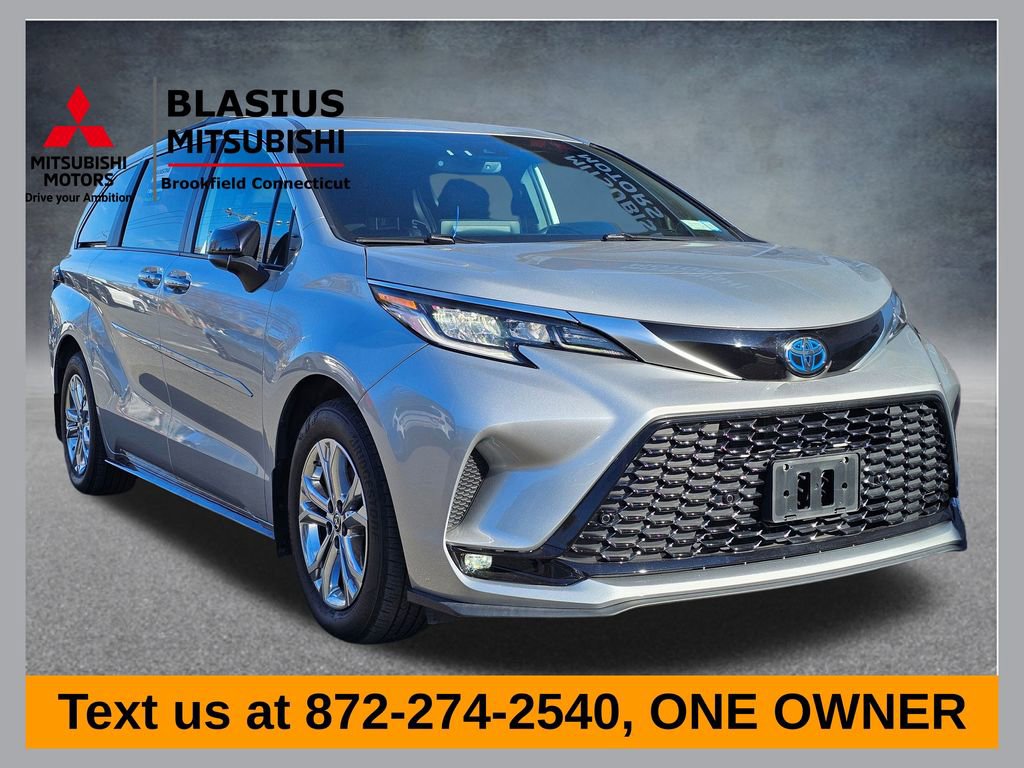 Used 2022 Toyota Sienna XSE