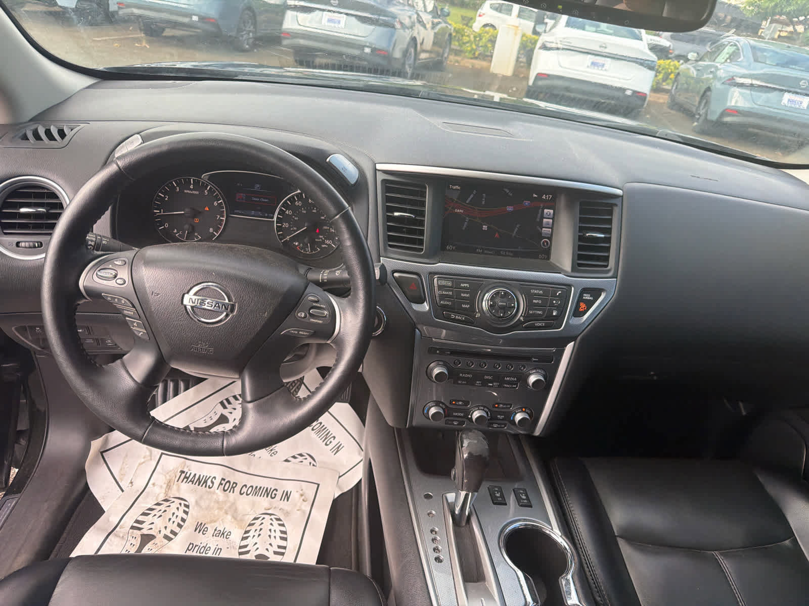 Used 2020 Nissan Pathfinder SL FWD image 10