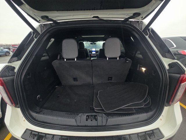 Used 2024 Ford Explorer ST w/ Equipment Group 401A image 16