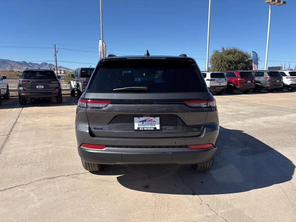 New 2026 Jeep Grand Cherokee Altitude AWD/4WD image 6