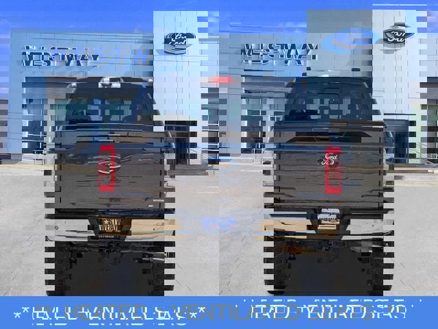 Used 2022 Ford F150 Lariat w/ Max Trailer Tow Package image 4