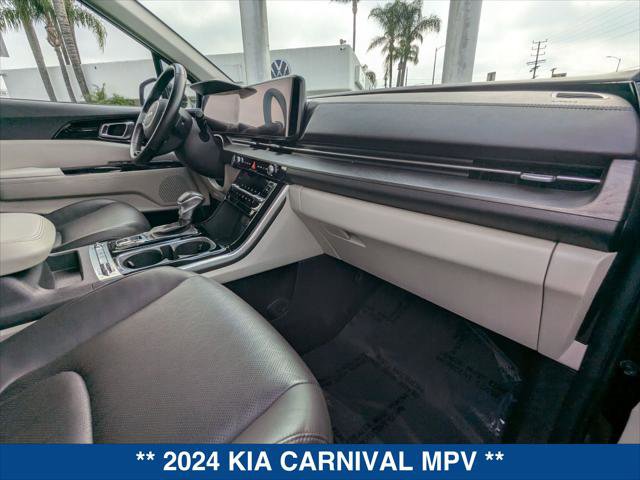 Used 2024 Kia Carnival SX image 23