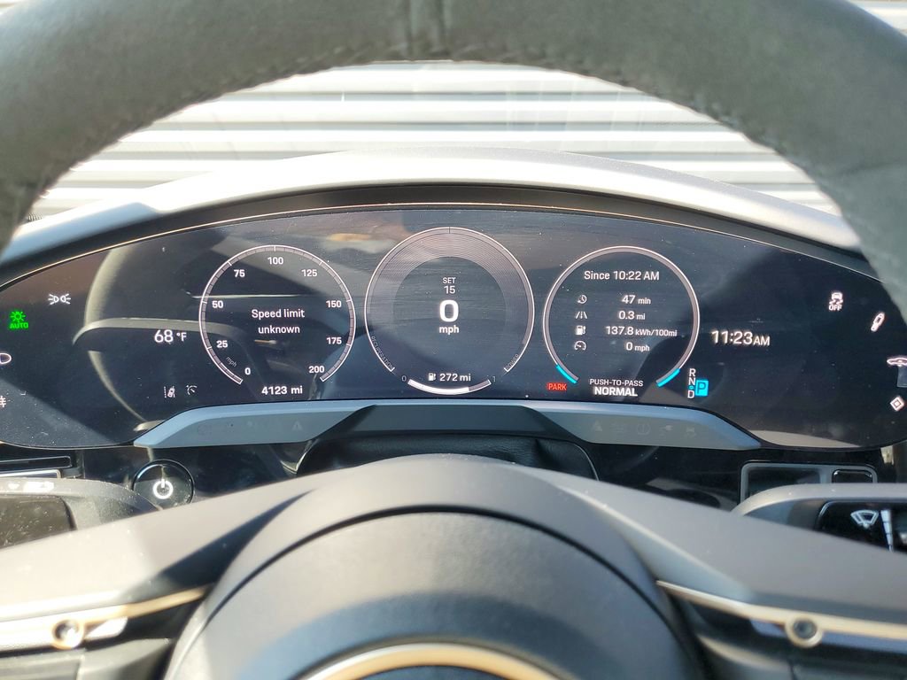 Certified 2025 Porsche Taycan 4S image 10