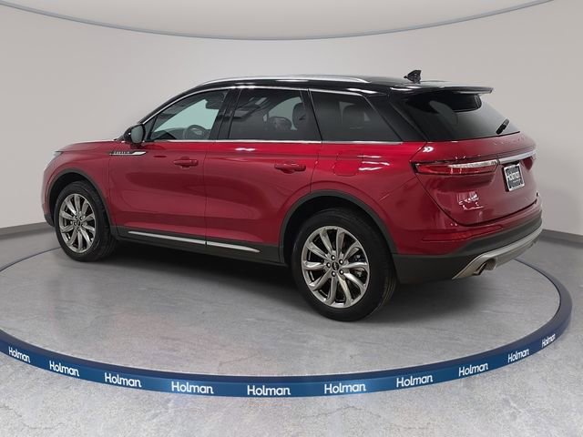 Used 2022 Lincoln Corsair AWD w/ Premium Package image 7