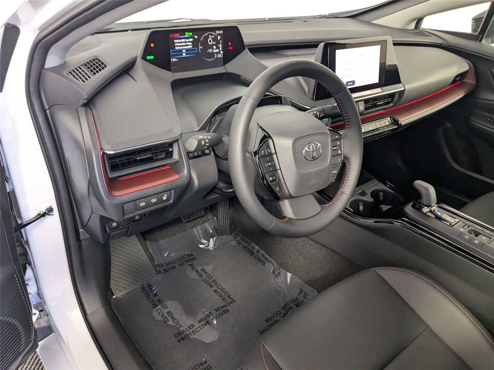 Used 2025 Toyota Prius Plug-In Hybrid image 11