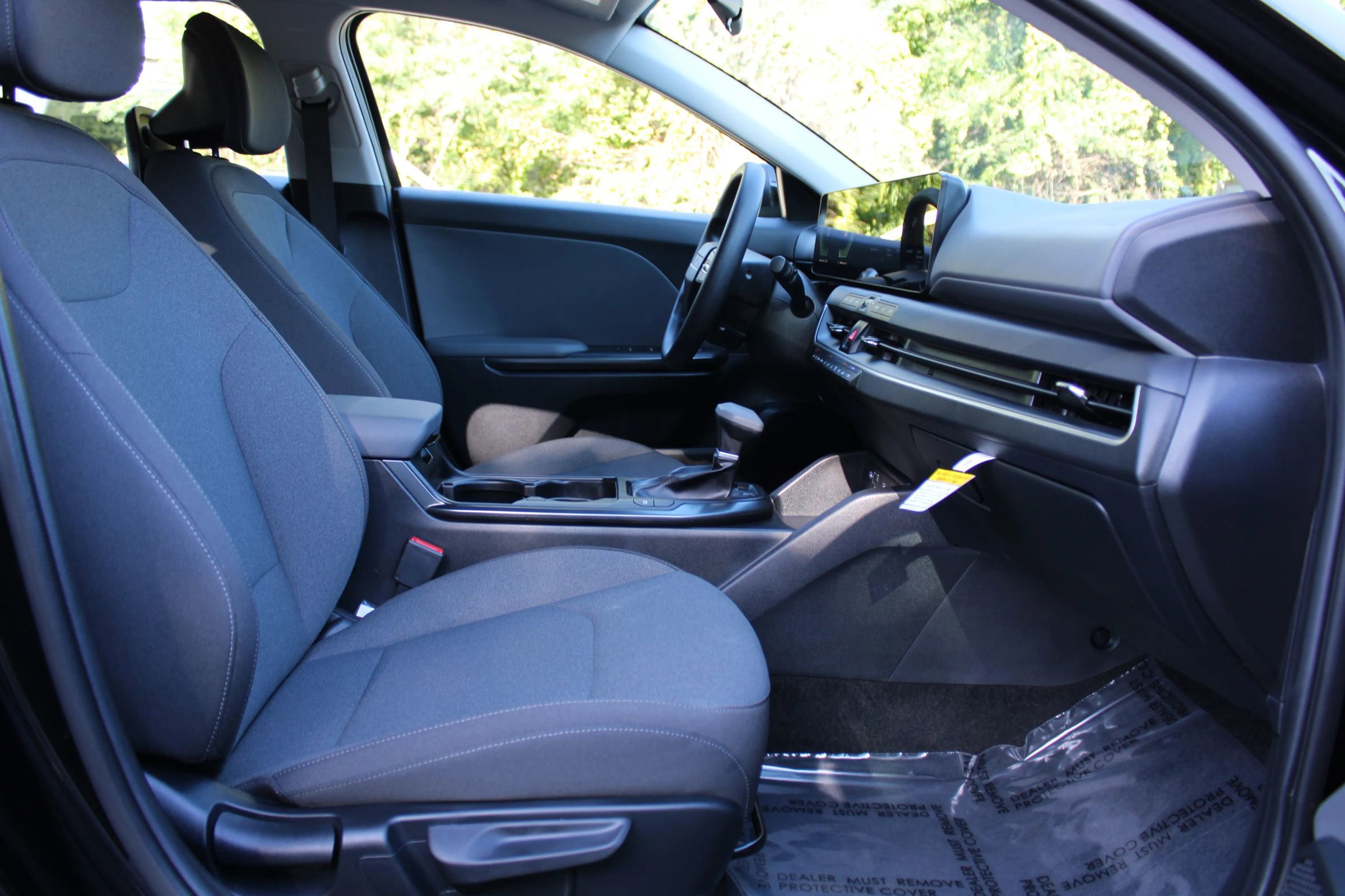 Used 2025 Kia K4 image 7