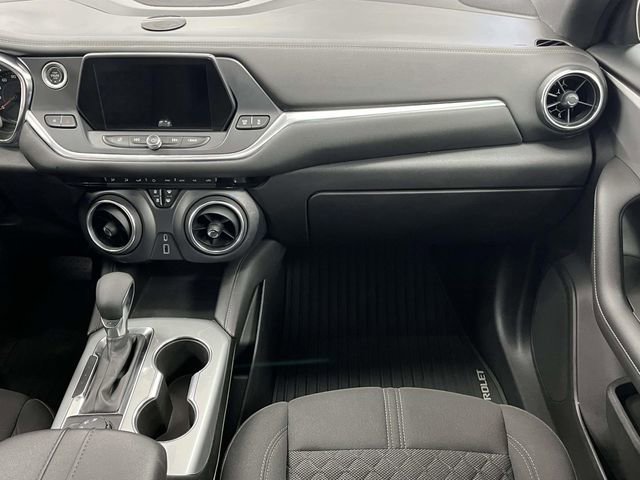 Used 2022 Chevrolet Blazer LT image 18