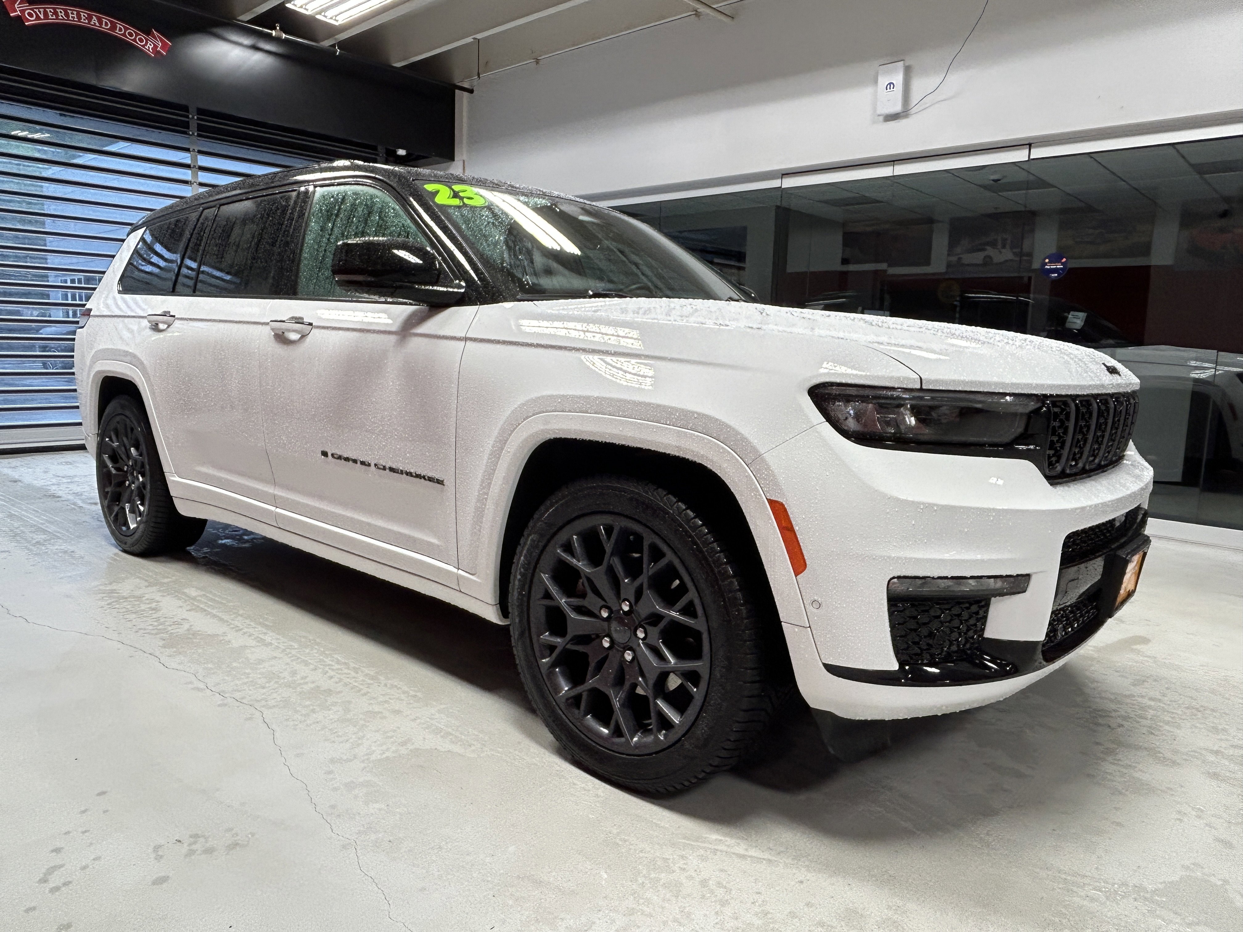 Certified 2023 Jeep Grand Cherokee L Summit AWD/4WD image 13