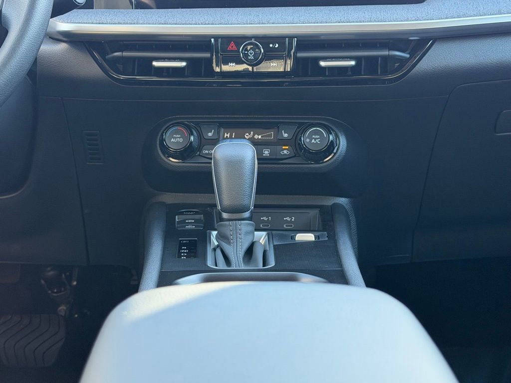 New 2026 Nissan Kicks SV w/ SV Premium Package image 22