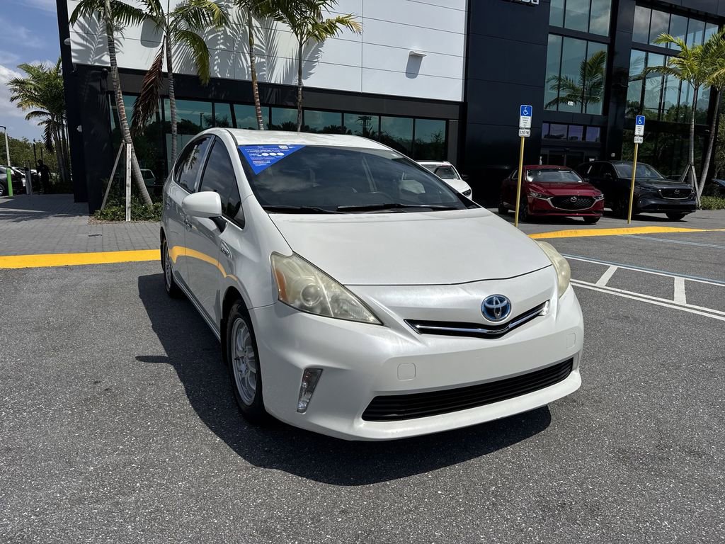 Used 2013 Toyota Prius V Two image 8