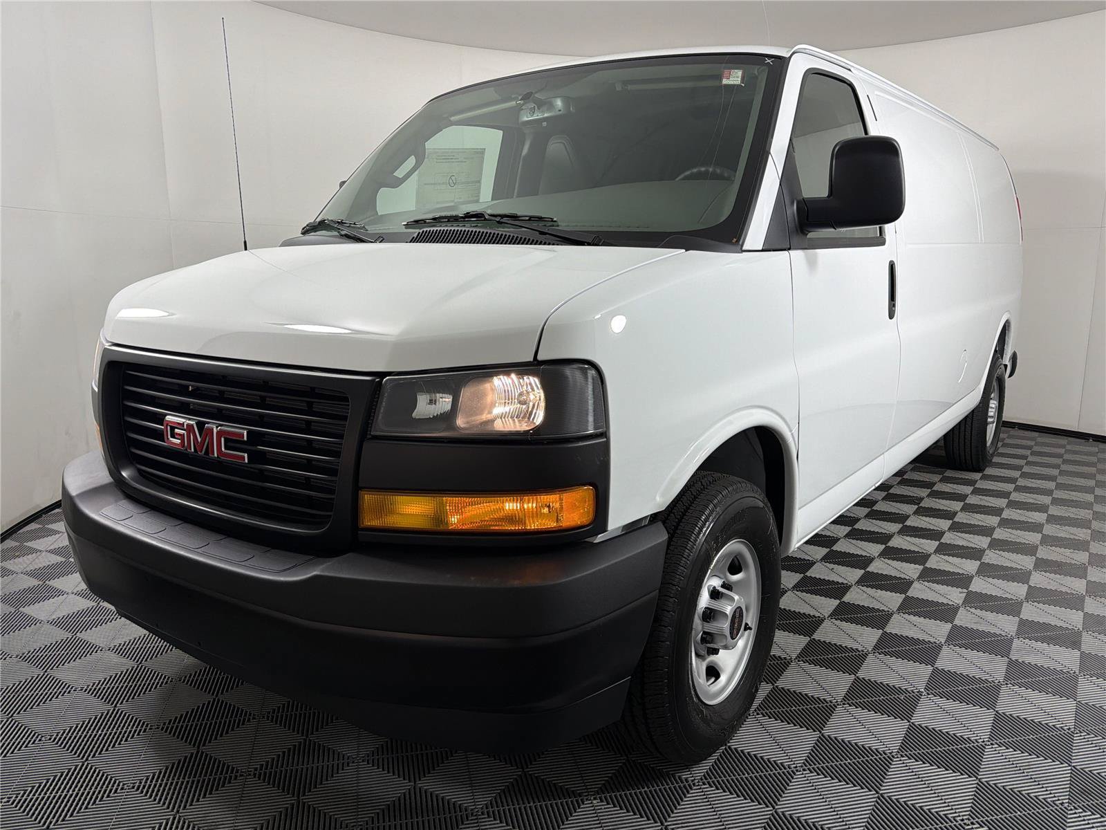 New 2026 GMC Savana 3500 Extended w/ Driver Convenience Package RWD image 3