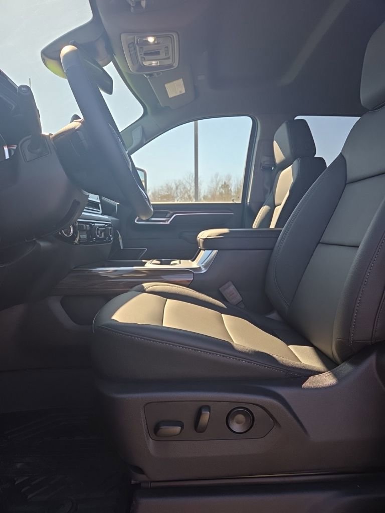 New 2026 Chevrolet Silverado 2500 LT w/ Trail Boss Package image 11