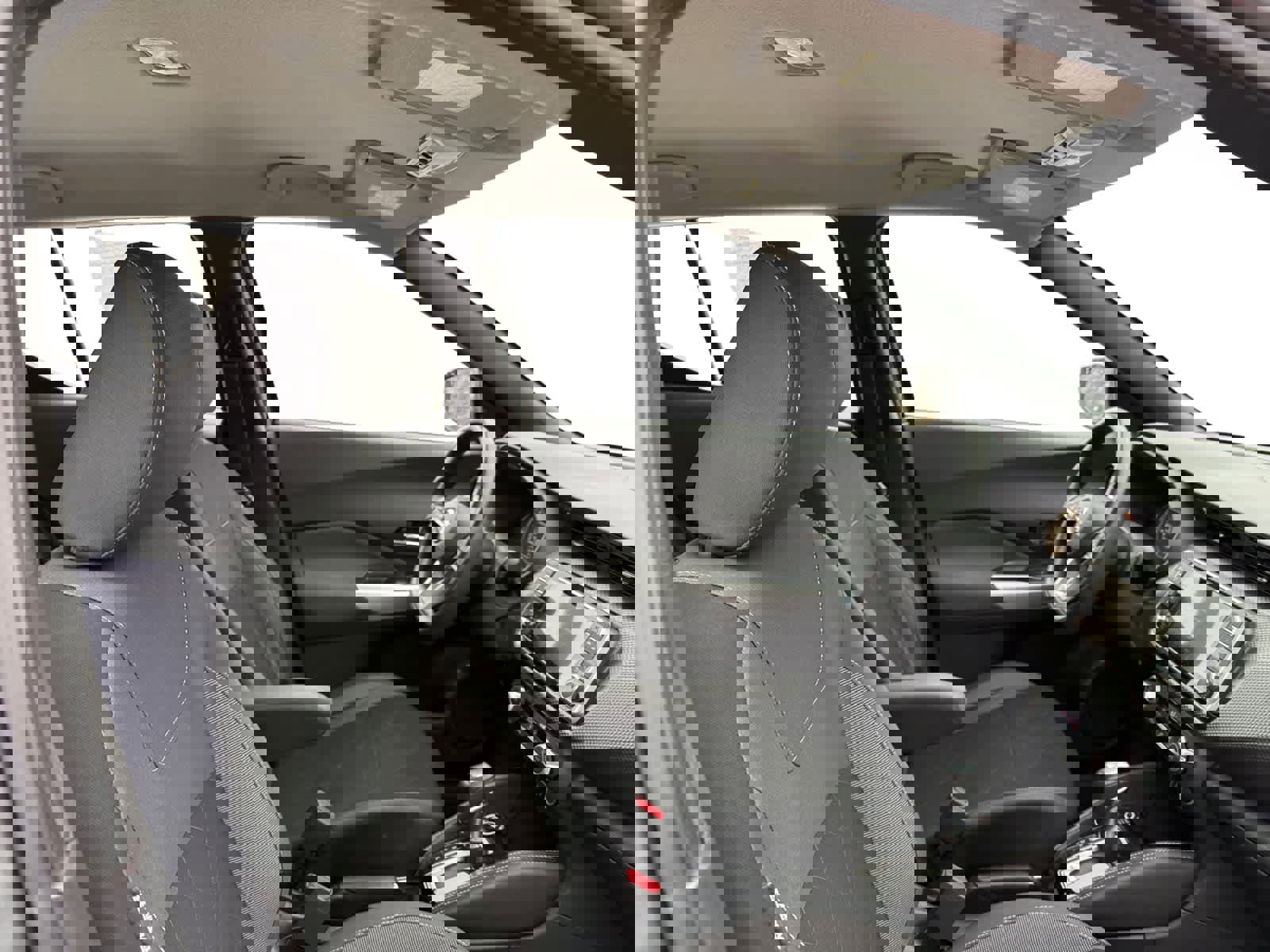 Used 2019 Nissan Kicks SV image 15