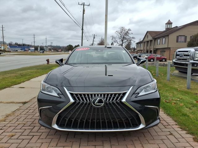 Used 2022 Lexus ES 350 w/ Premium Package image 2