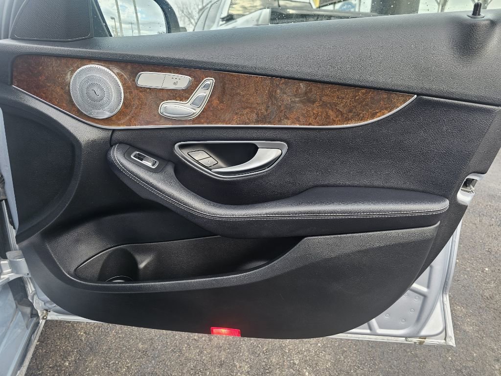 Used 2018 Mercedes-Benz C 300 4MATIC Sedan image 61