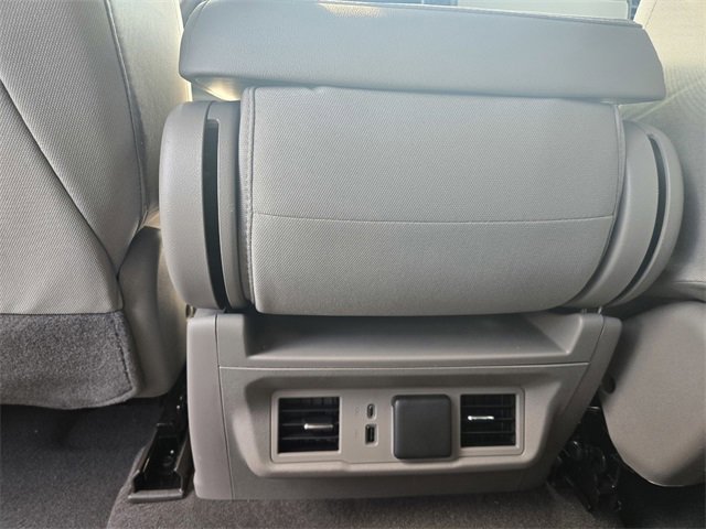 New 2026 GMC Sierra 1500 SLE w/ Preferred Package image 14