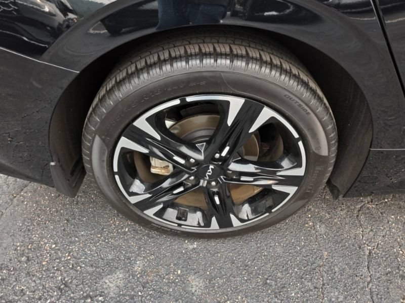 Used 2024 Kia K5 GT-Line w/ GT-Line Premium Package AWD/4WD image 9