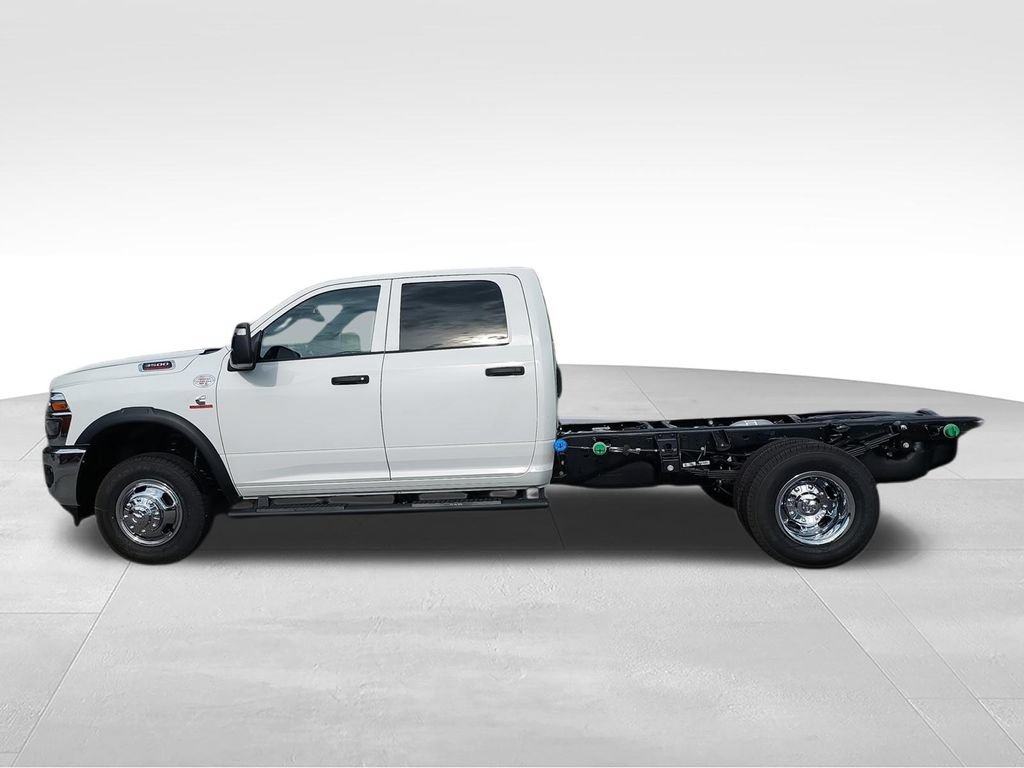 New 2026 RAM 3500 Tradesman AWD/4WD image 5