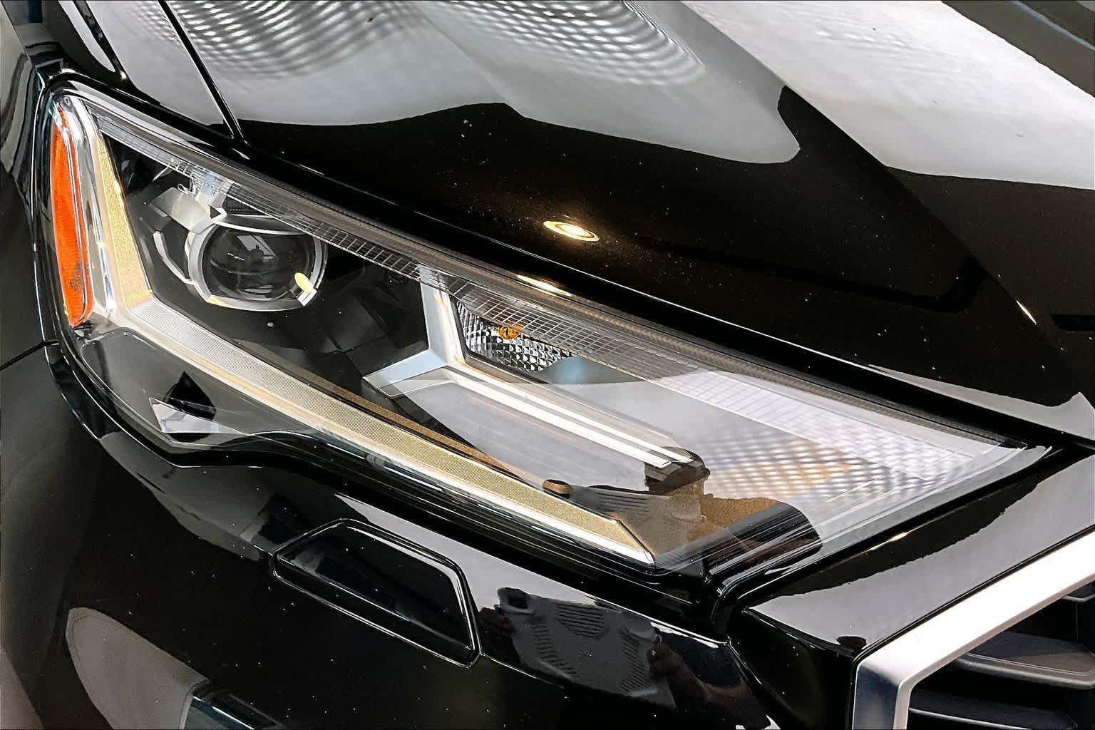 Certified 2023 Audi Q7 2.0T Premium w/ Convenience Package AWD/4WD image 26